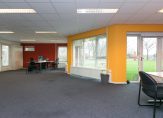 Te Huur: Foto Kantoorruimte aan de Oosteinde 2b en c in Roden