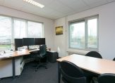 Te Huur: Foto Kantoorruimte aan de Oosteinde 2b en c in Roden