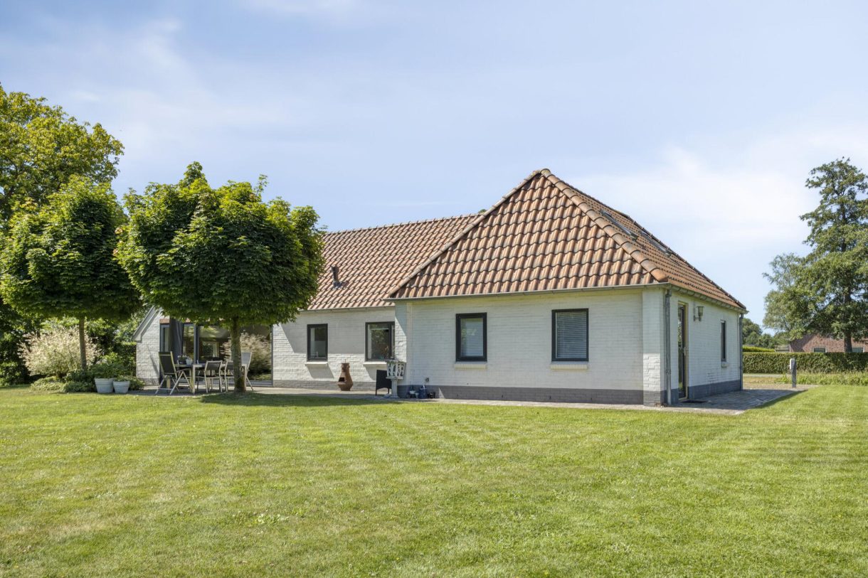 Te koop: Foto Woonhuis aan de Carolieweg 2 in Zevenhuizen