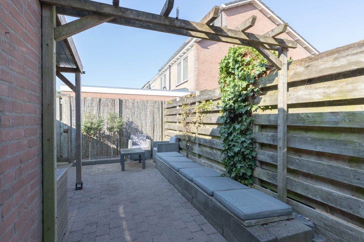 Te koop: Foto Woonhuis aan de Nijenoertweg 81 in Leek