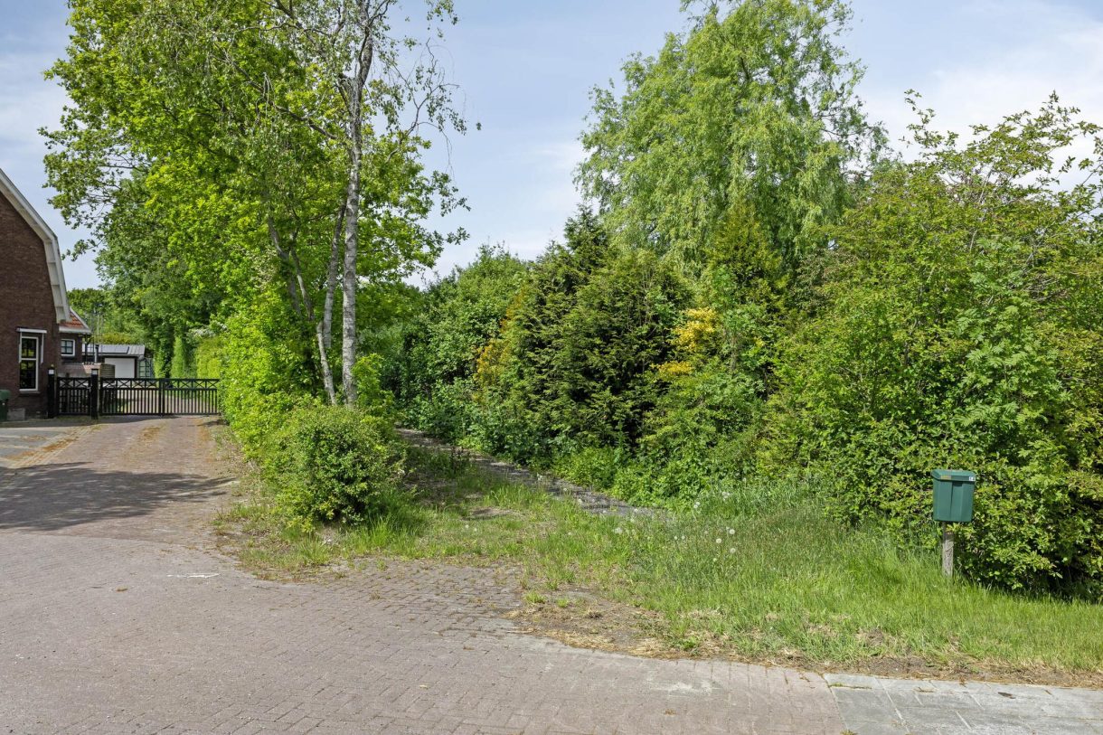 Te koop: Foto Bouwgrond aan de West ong in Buitenpost