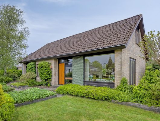 Hoofdfoto van Roden de Vlier 11