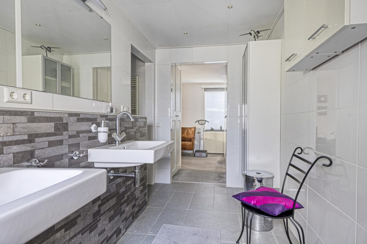 Te koop: Foto Woonhuis aan de Thedemalaan 5 in Nietap