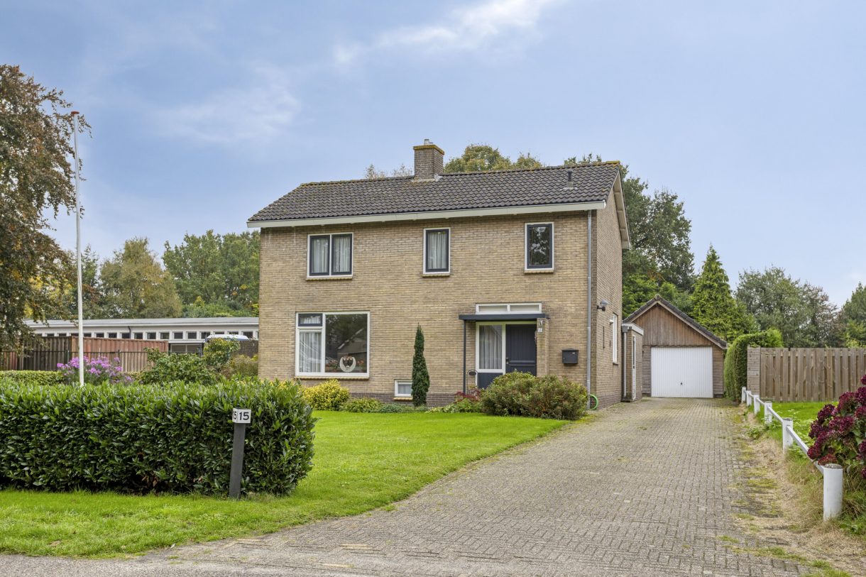 Te koop: Foto Woonhuis aan de Evertswijk 15 in Zevenhuizen