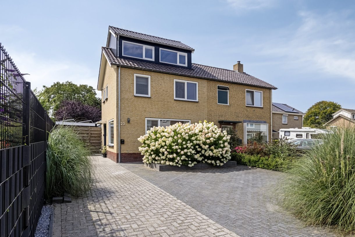 Te koop: Foto Woonhuis aan de W. van Graftweg 23 in Paterswolde