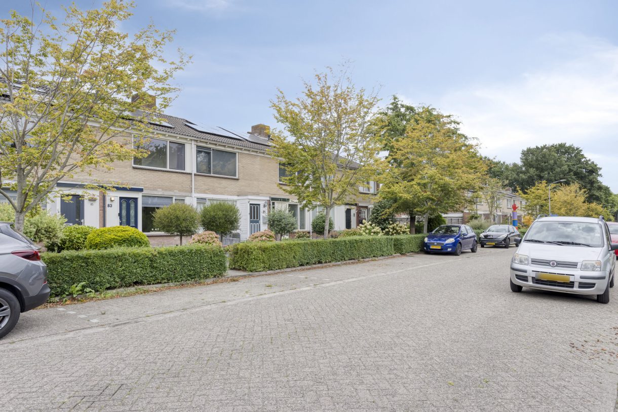 Te koop: Foto Woonhuis aan de Nijenoertweg 83 in Leek
