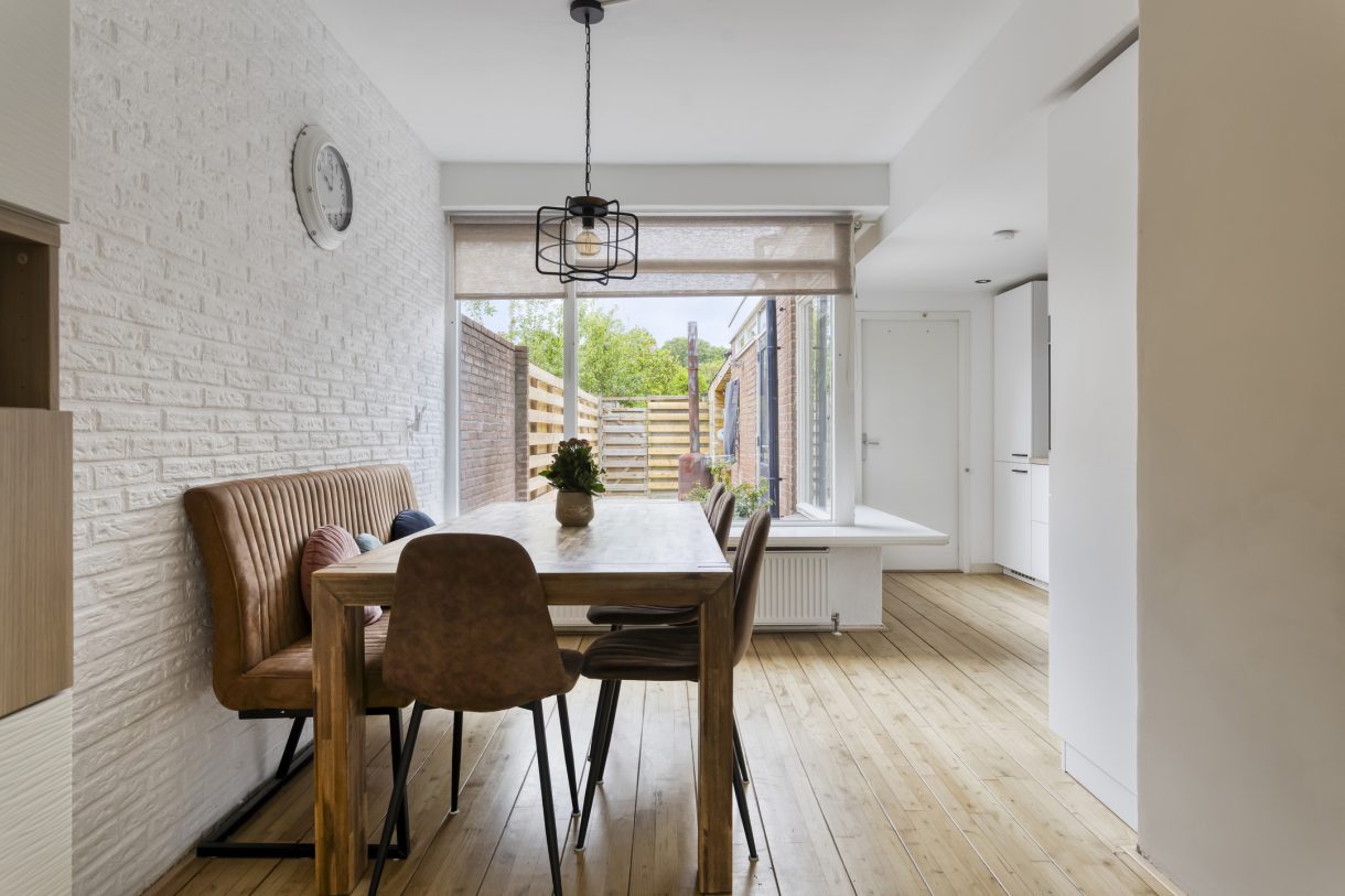 Te koop: Foto Woonhuis aan de Nijenoertweg 83 in Leek