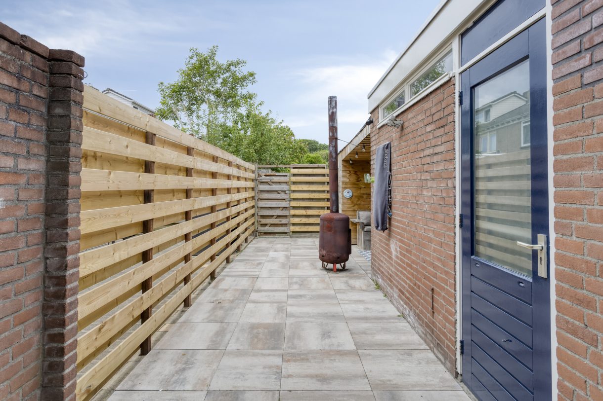 Te koop: Foto Woonhuis aan de Nijenoertweg 83 in Leek